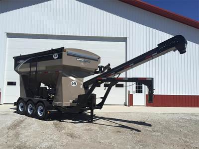 J&M LC390 Seed Tender