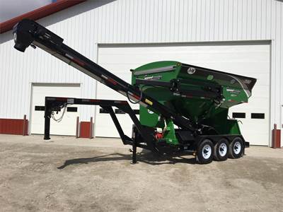 J&M LC390 Seed Tender