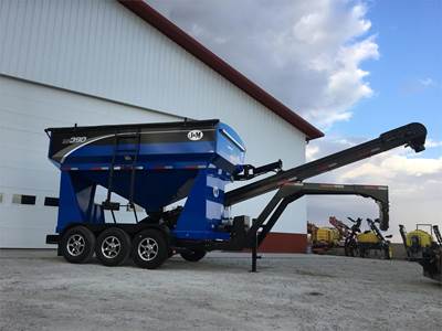 J&M LC390 Seed Tender