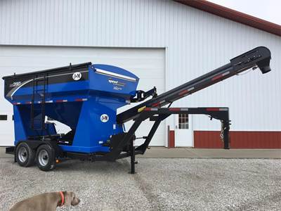 J&M LC390 Seed Tender