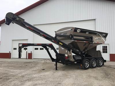 J&M LC390 Seed Tender