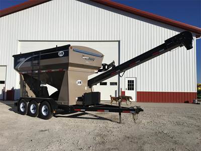 J&M LC390 Seed Tender