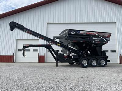 J&M LC390 Seed Tender