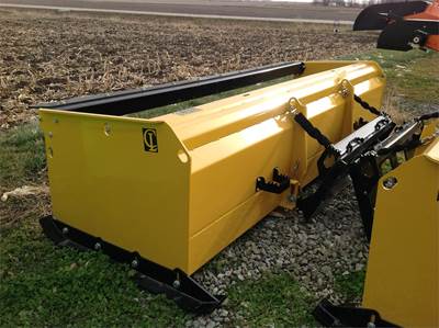 New CL Fabrication SP10 10 ft Snow Pusher With Rubber Edge And Steel Pull Back.