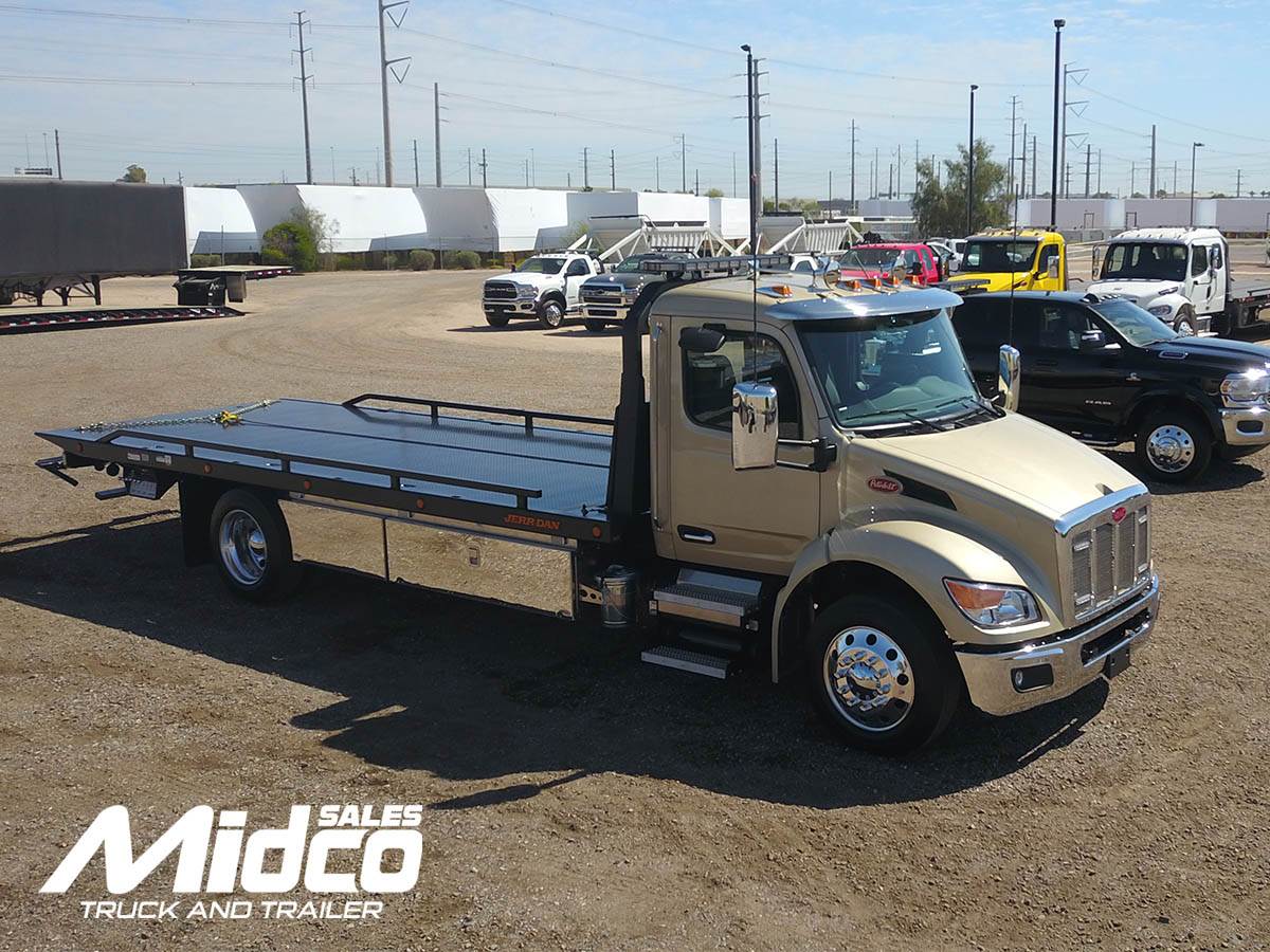 2025 Peterbilt 536 Rollback Tow Truck JerrDan Rollback Towing Body