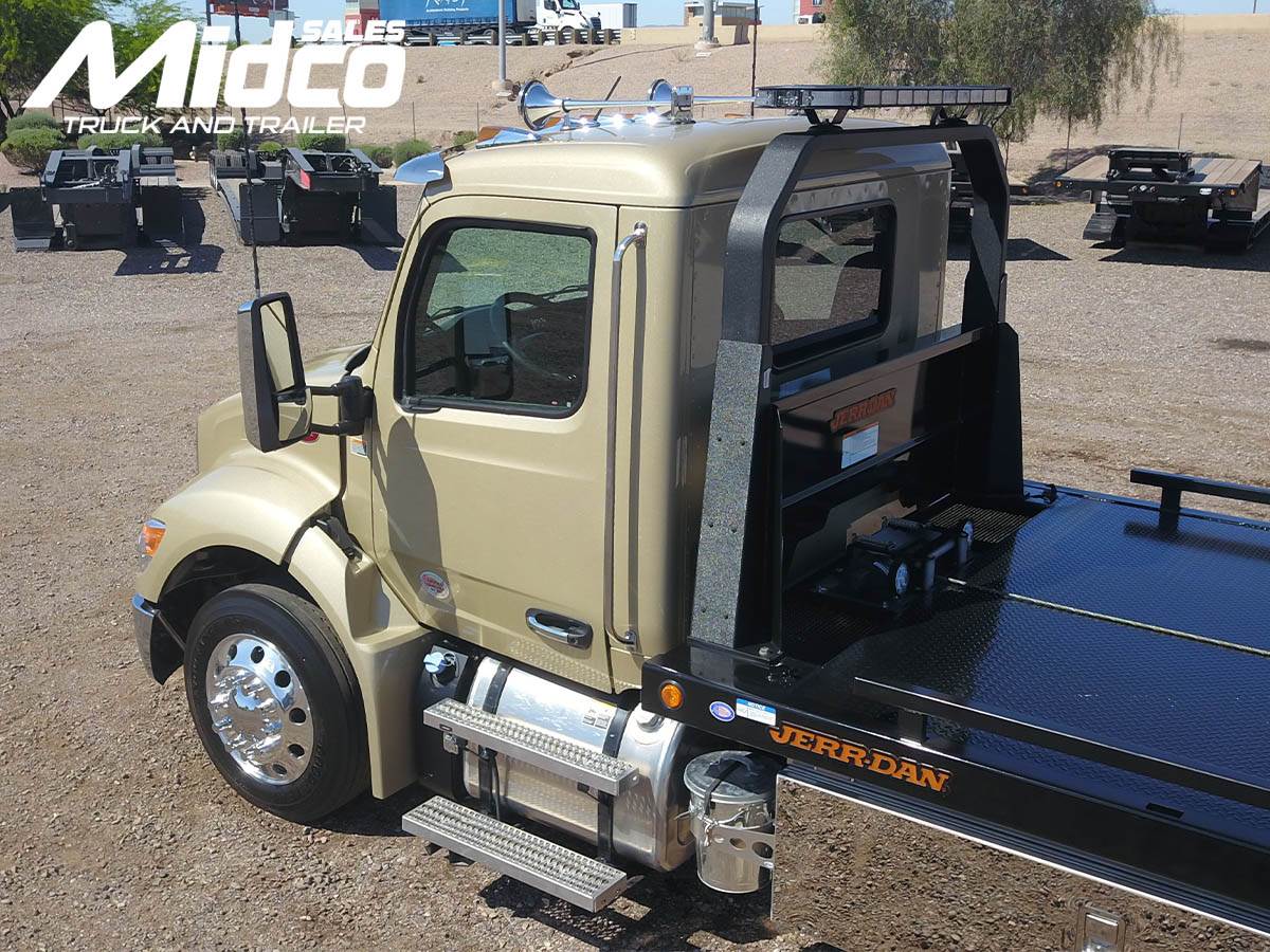 2025 Peterbilt 536 Rollback Tow Truck JerrDan Rollback Towing Body