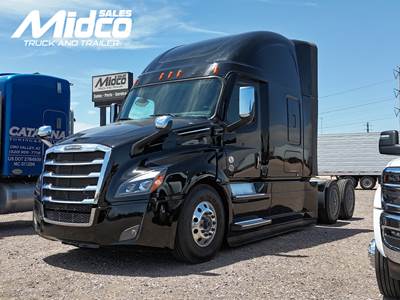 2025 Freightliner Cascadia Sleeper Semi Truck, used, Manual, Arizona