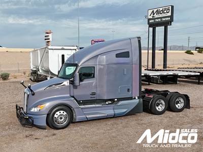2023 Kenworth T680 Sleeper Semi Truck, Used, Arizona, Tandem, Manual, 450-499 HP, Diesel, Double Bunk, Raised Roof