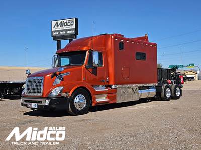 2015 Volvo VNL64T640 Sleeper Semi Truck, Used, Arizona, Automatic
