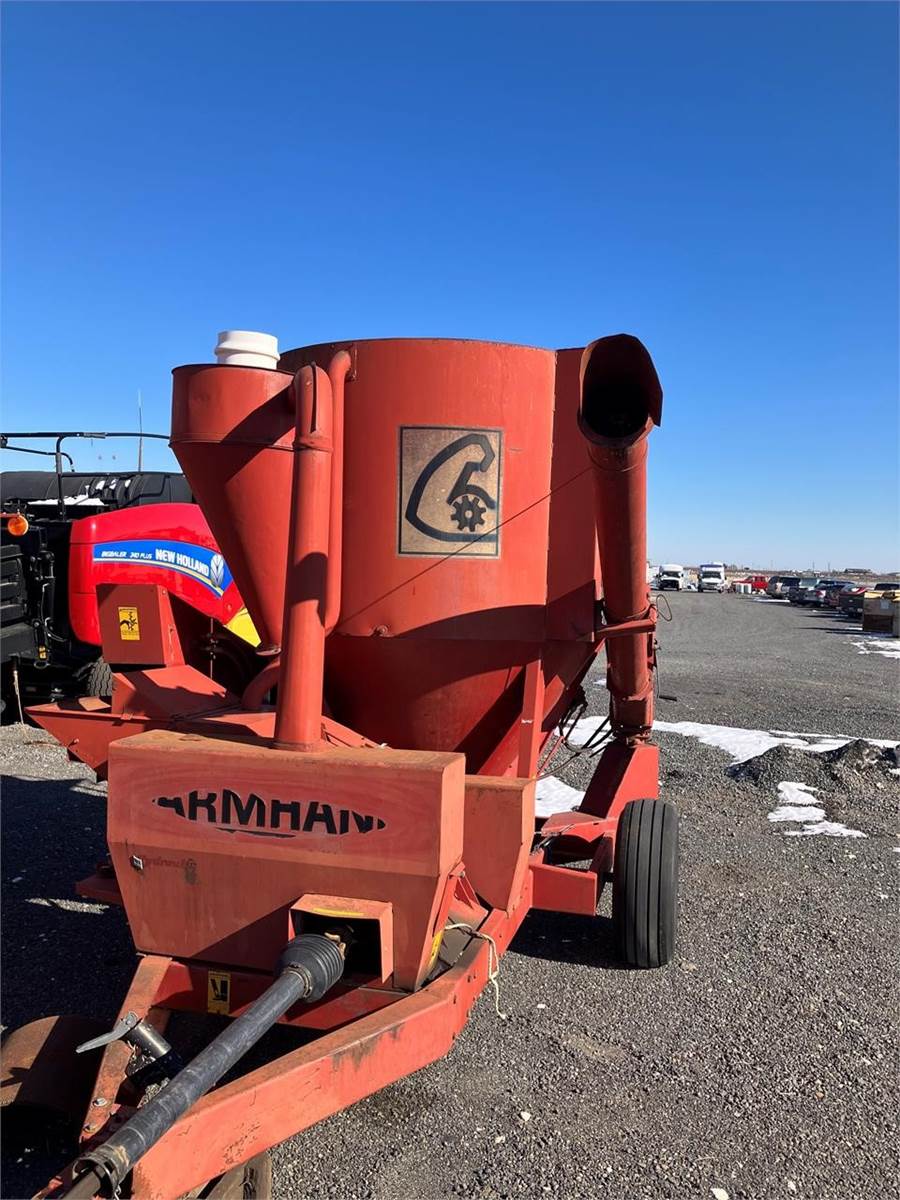 2005 Farmhand 822 Grinder / Mixer For Sale Quincy, WA 750546