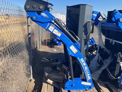 New Holland 200LC Loader with Bucket for Workmaster 25 Tractor