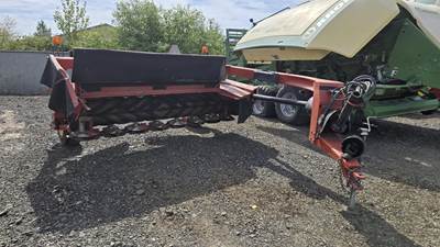 New Holland 1411 Pull-Type Mower Conditioner/Windrower