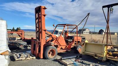 Ross 12HTH Pneumatic Tire Forklift