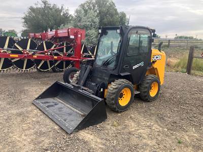 JCB 260 Skid Steer