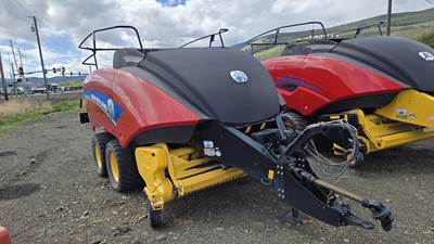 New Holland BIG BALER 340 PLUS Square Baler