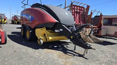 New Holland BIG BALER 340 PLUS S Large Square Baler