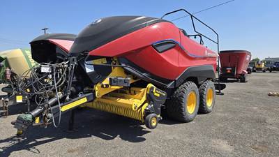 New Holland BIG BALER 340 RC HD Large Square Baler