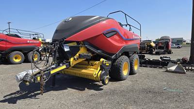 New Holland BIG BALER 340 RC HD Large Square Baler