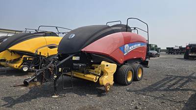 New Holland BIG BALER 340S Large Square Baler