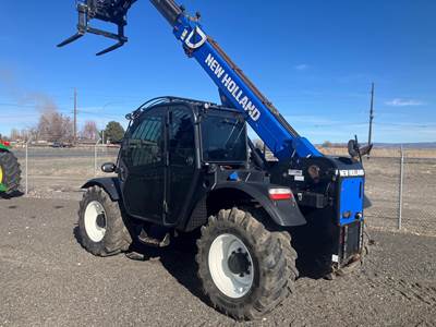 New Holland TH7.42 ELITE Telehandler - 24ft Lift Height