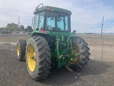 John Deere 7400 Tractor