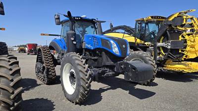 New Holland T8.435 SMARTTRAX Tractor