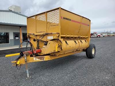 Haybuster 2800 Bale Processor