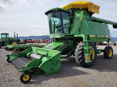 John Deere 9500 Combine