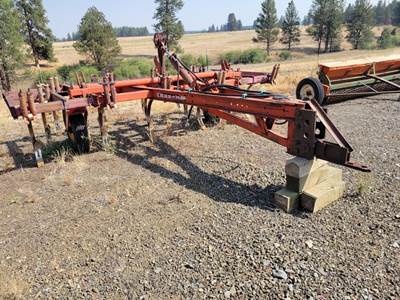 Massey Ferguson 125 Cultivator