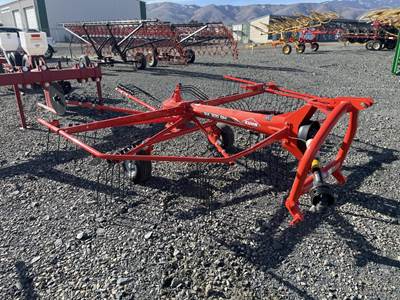 Kuhn GA300GM Hay Rake