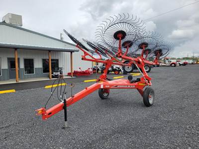Kuhn SR112GII Hay Rake