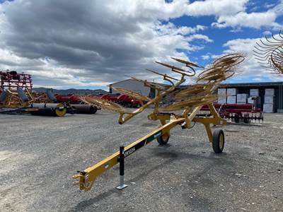 Vermeer VR1224 Hay Rake
