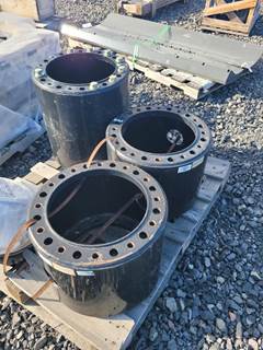 Pair Of Rear Dual Spacers For MF 8600 Series Tractorsplease Read All The Terms