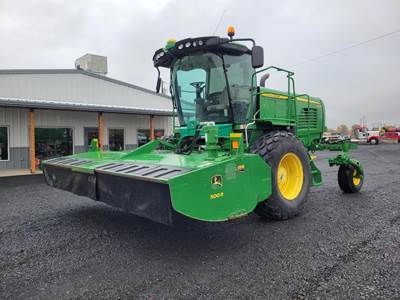 John Deere W235 Self-Propelled Mower Conditioner/Windrower