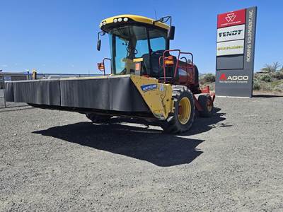 New Holland H8080 Self-Propelled Mower Conditioner/Windrower