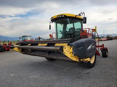 New Holland HW325 Mower Conditioner