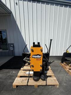 MONTANA POST DRIVER 1000E Post Driver