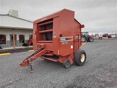 Hesston 956A Round Hay Baler