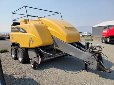 Challenger LB34B Square Baler