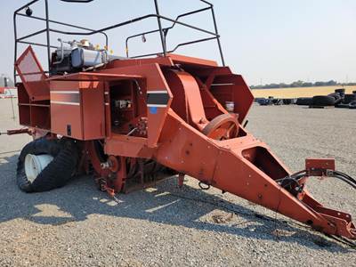 Hesston 4790 Square Baler