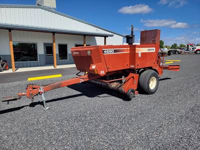 Hesston 4690 Square Hay Baler