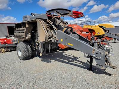 Massey Ferguson 2250 Square Hay Baler