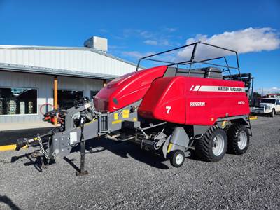 Massey Ferguson 2270 Square Hay Baler