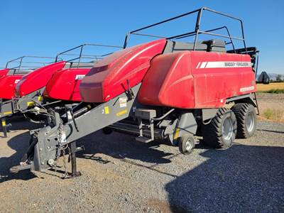 Massey Ferguson 2270XD Square Hay Baler
