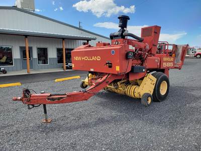 New Holland 585 Small Square Baler