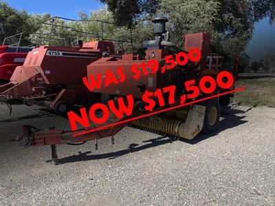 New Holland BB900 Square Baler