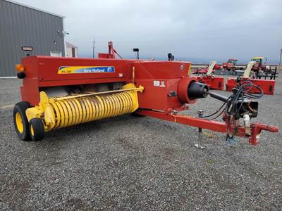 New Holland BC5080 Small Square Baler