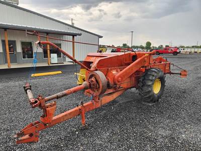 New Holland HAYLINER 285 Square Hay Baler