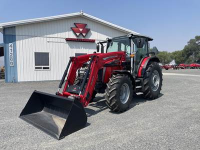 Massey Ferguson 5M.115 Tractor