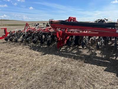 Bourgault 3420-80 Seeder